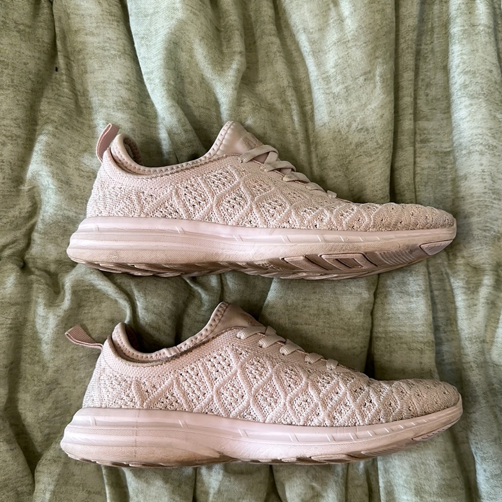 APL Women’s TechLoom Phantom - Picture 3 of 6